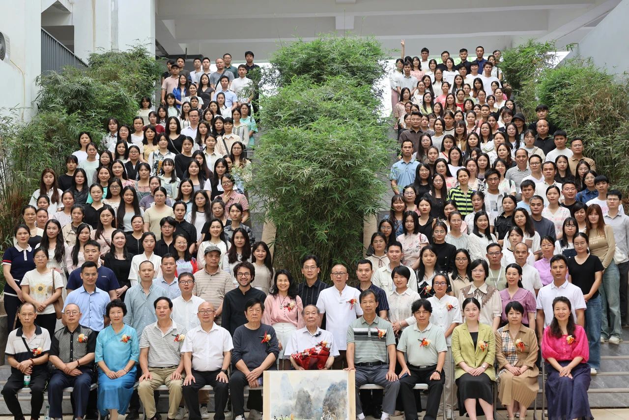 桂平市中小学美术教师水彩画专题培训活动暨大藤峡水彩画社成立仪式在我校顺利举行 丨 XKTY.COM